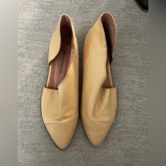 Flat Leather Royale Flat - Picture 2 of 8